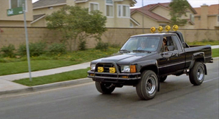 Illustration for article titled I Hope This Chevy Trail Boss Means Roll Bars Are Making A Comeback
